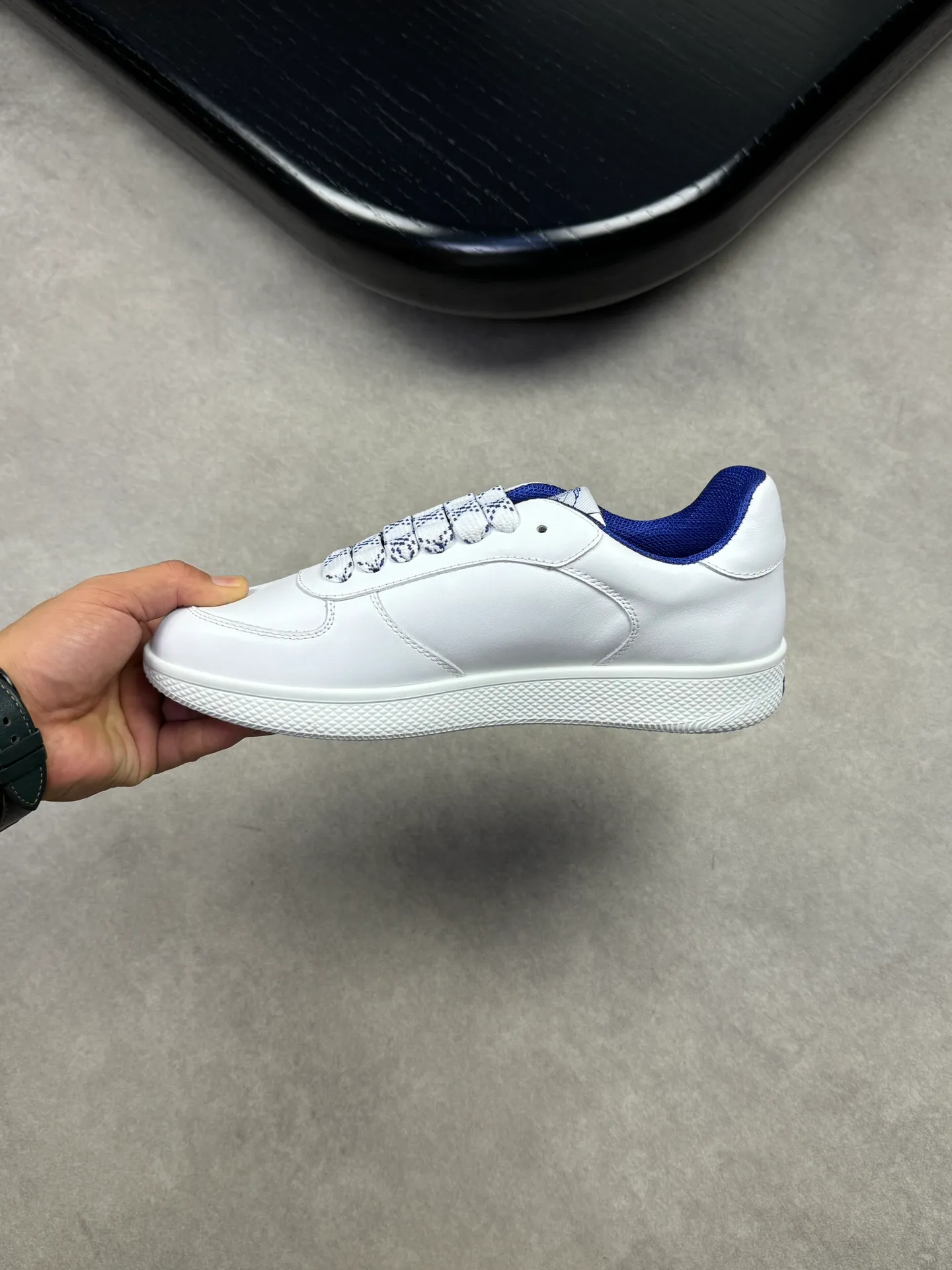 p420💰Men's shoes [BURBERRY] Burberry - High-end quality original order 🔍🔍🔍 - Upper: imported 🔝 Napa calfskin, 3D color printed brand totem on shoe body, tongue brand cloth label, heel air-pressure brand totem - Inner: canvas lining, feet; water-dyed cowhide - Outsole: ultra-light TPR rubber; two-color molded outsole -Ultra-high quality control and fine workmanship: outstanding (high-end, extravagance, grade) -Size: 38-44 (45, 46, can be customized)